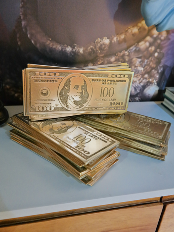 Golden Money Paca De Billetes En Resina Metalizada