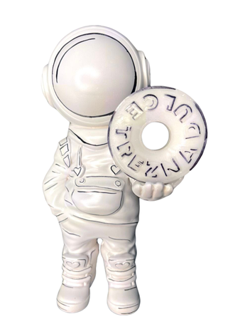 Escultura De Astronauta Saturnina En Resina Tethys